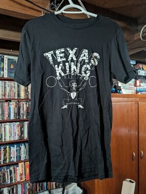 Texas King Gorilla Weightlifting Design Size Small No Tag. Band Merch